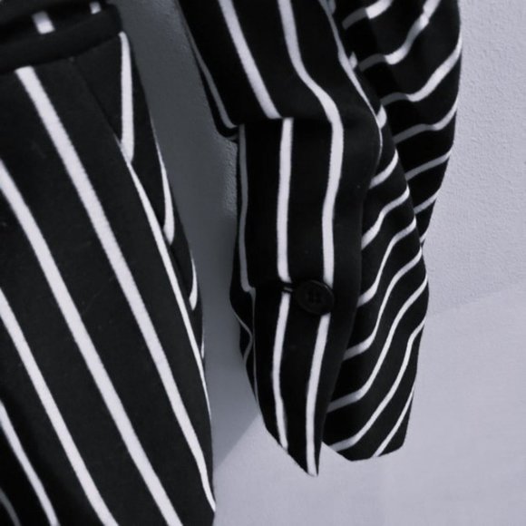 Chandi & Lia Black/White Striped Blazer Size S NWT - Picture 4 of 7